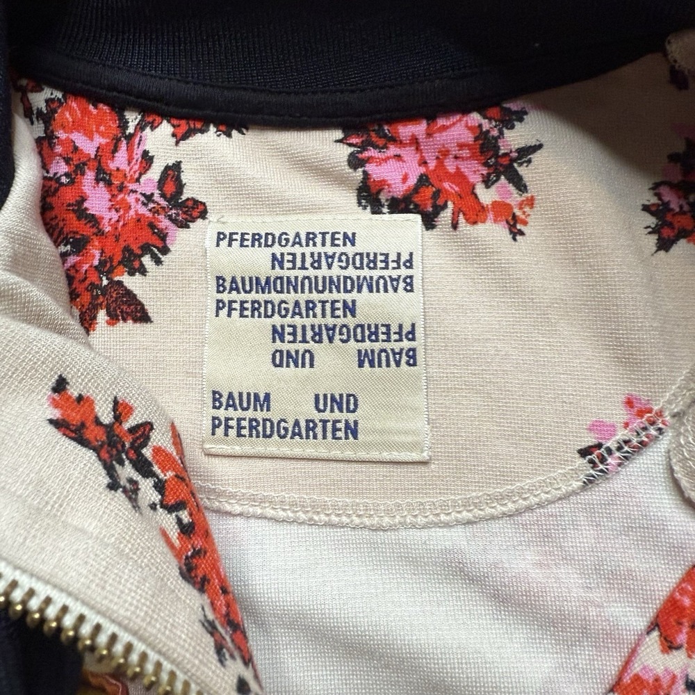 Baum Und Pferdgarten Womens Sweater Jacket Pink Floral Size M Full Zip Up - Picture 4 of 8